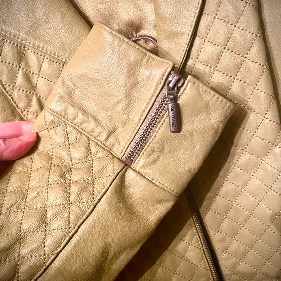 EUC genuine leather quilted lime green moto jacket size S - Picture 13 of 16